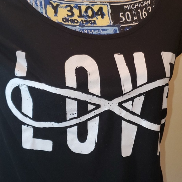 SWS "Love" Infiniti symbol crop top - Picture 2 of 6